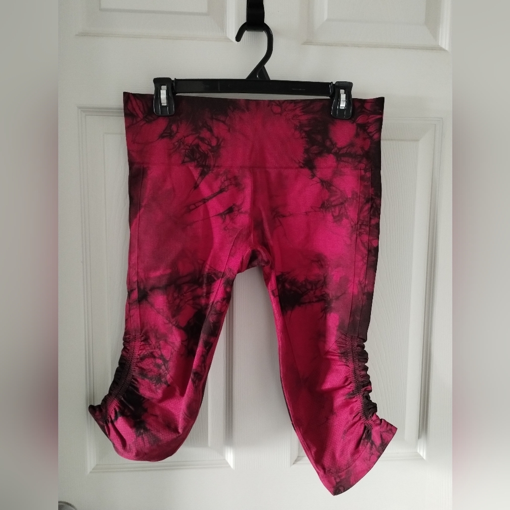 Lululemon Athletica Tie-Dye Crop Leggings Size 10